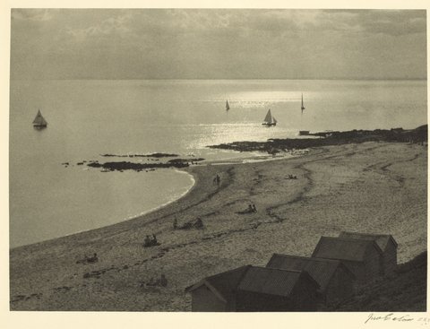 Yachts on the bay at Black Rock, 1931–40