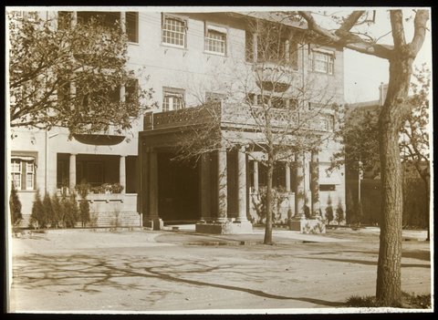 Annesbury Lodge, Domain Road, South Yarra, 1875–1938