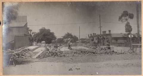 South Kensington to West Footscray - bridge at Albert Street, c. 1927