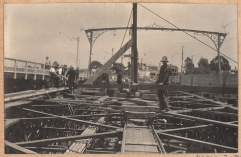 Hawthorn bridge reconditioning - general views, 1930–31