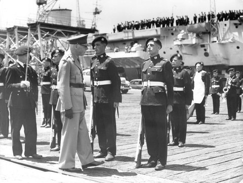 Visit of British aircraft carrier H.M.S. Implacable to Melbourne, 1946