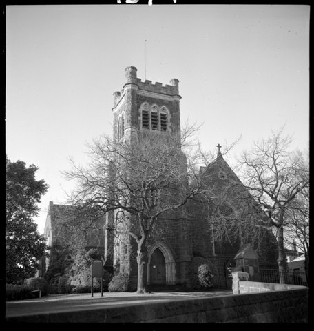 Church. Trinity Church of England. High Street, Kew. Winter, 1949