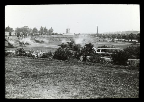 Queens Memorial. Melb. [i.e. Melbourne], 1900–05