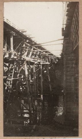 Hawthorn bridge - temporary bridge, c. 1930