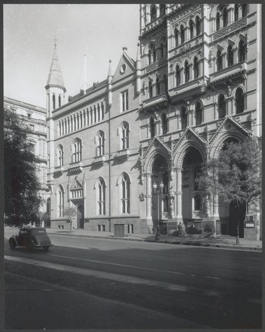 E.S.& A. Bank, corner Collins and Queen Streets, Melbourne, exteriors, 1952