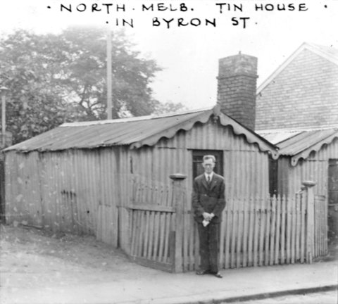 North Melb. [i.e. Melbourne] Tin house in Byron Street, c. 1935