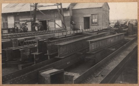 South Kensington to West Footscray, Bridge over Maribyrnong River : 175 ft. truss span, 1927