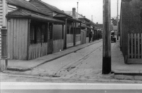 Richmond. Loughnan St, c. 1935