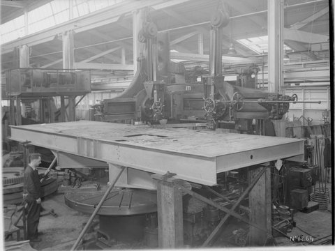 Factory interior, probably Marfleet & Weight Pty. Ltd., Melbourne, 1941–42