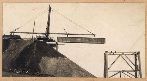 Albion to Broadmeadows - steelwork for viaduct at Moonee Ponds Creek, 1928