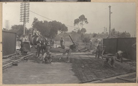 South Kensington to West Footscray - bridge under passenger approach to Footscray station and bridge under Bendigo line, 1927–28