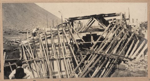 Albion to Broadmeadows - culvert at 4M 42C - Spring Gully, 1927–28