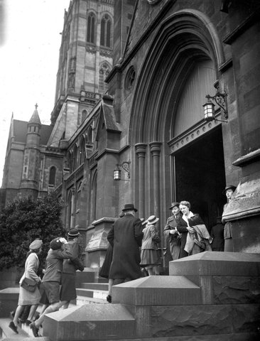 Church service on V-E day at St. Paul's Cathedral, Melbourne, Vic, 1942–48