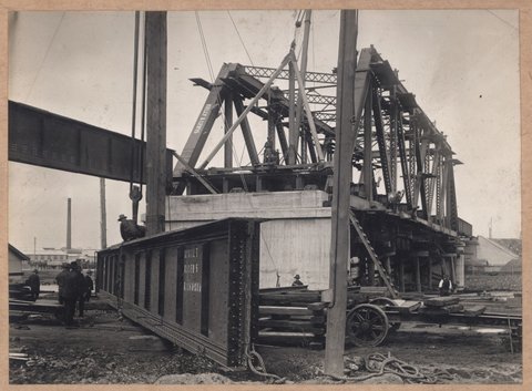 South Kensington to West Footscray - bridge over Maribyrnong River - 85' spans, c. 1928