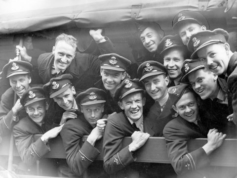 Men of the R.A.A.F. on their return to Melbourne, 1945