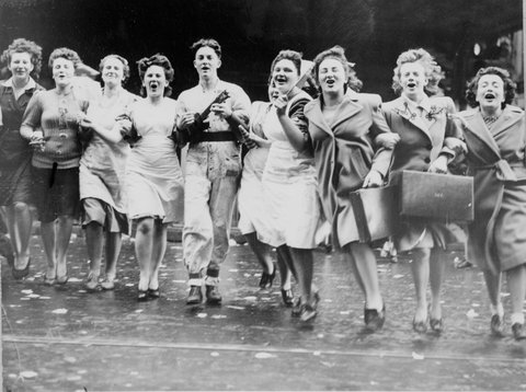 V-E Day and armistice celebrations, Melbourne, Victoria, 1942–48