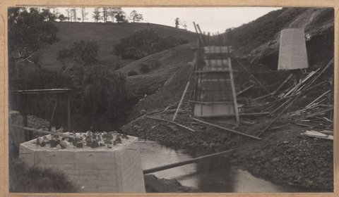 Albion to Broadmeadows - Maribyrnong River viaduct foundations, 1927–28