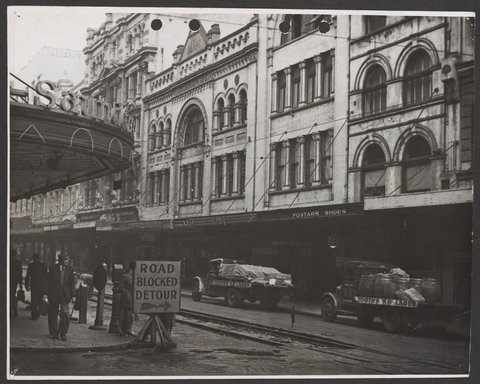 George Street shops from King Street corner includes tram lines and Tooth's delivery trucks Pitt Street Coles Store No. 130, 1940–50