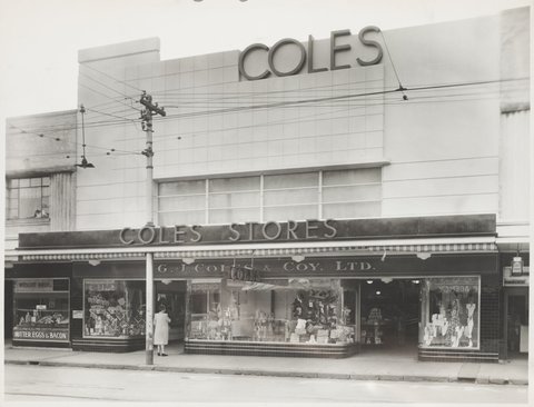 View from street of facade of shop showing display windows and signage of Coles St. Kilda Store No. 64, 1939–49