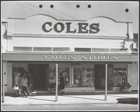 Facade showing female shoppers with push chairs in front of display windows of Coles Chelsea Store No. 95, 1945–49