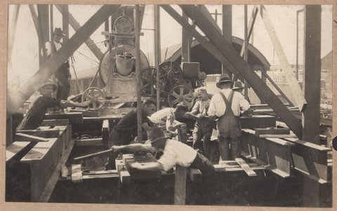 Spencer Street bridge - south abutment, 1928
