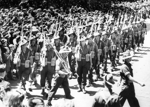17th Brigade marching through Melbourne, 1940–46