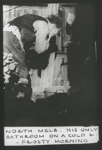 External bathing facilities, North Melbourne, c. 1935