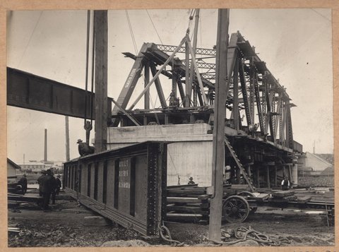 South Kensington to West Footscray - bridge over Maribyrnong River, 1927–28