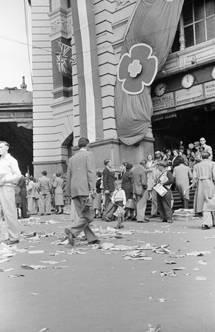 Flinders Street Railway station entrance during the royal tour of 1954