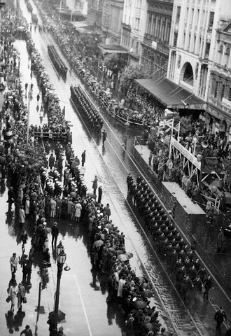 Royal Australian Air Force A.T.C. march through Melbourne, 1942–43