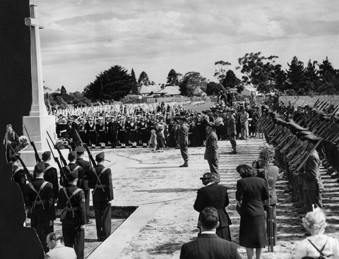 Military graves section of Springvale Cemetery, Melbourne, Victoria during and after World War II, 1943–48