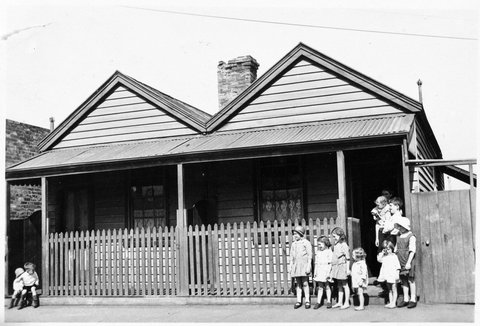 Collingwood. No. 12 Hood Street, c. 1935