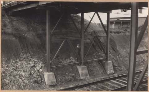 Darling to Glen Waverley - bridge over Lawrence Road, 1929–30