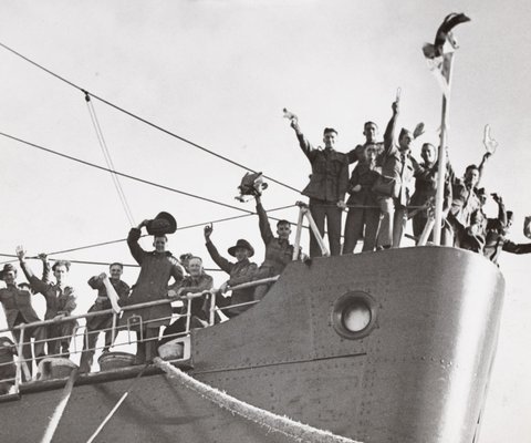 A.I.F. 4th embarkation, Port Melbourne, c. 1940