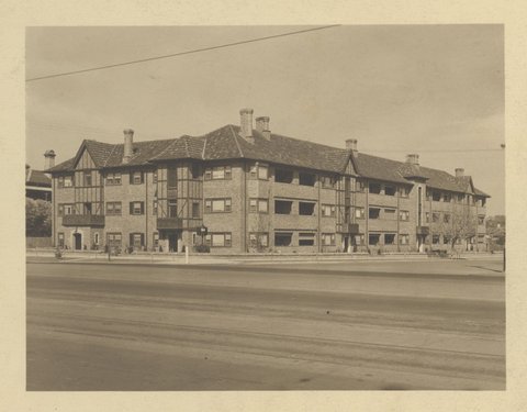 Building at 628 St Kilda Road, Melbourne, 1937–40