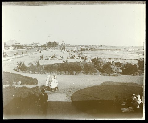St. Kilda with beach, baths and children, 1875–1938