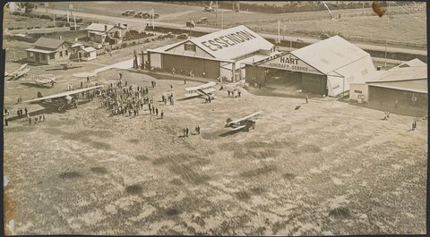 Early view Essendon Airport, 1920–40