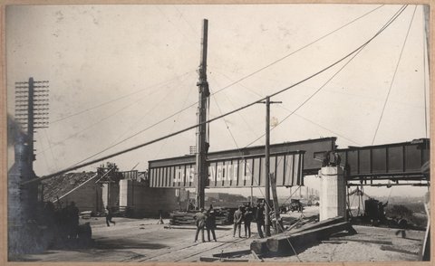 South Kensington to West Footscray. Superstructure (contd) Bridge over Dynon Road, 1927