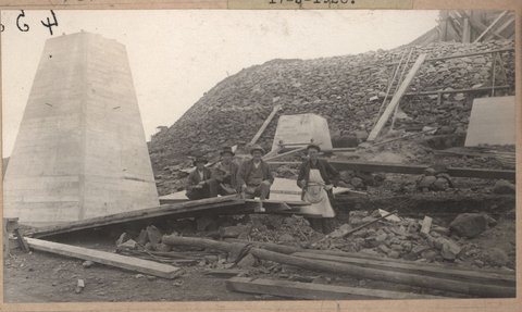 Albion to Broadmeadows - Maribyrnong River viaduct foundations, 1927–28