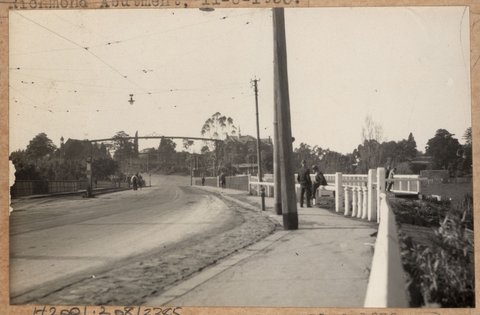 Hawthorn bridge reconditioning, 1930