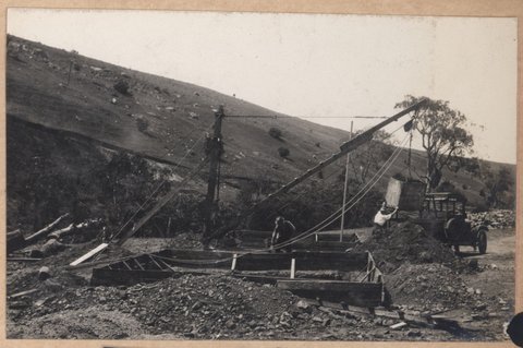 Albion to Broadmeadows - Maribyrnong River viaduct foundations, 1927–28