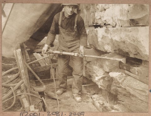 Hawthorn bridge reconditioning - Richmond pier, c. 1930