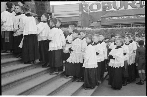 "Religious Procession And Service, Possibly Immaculate Conception Church, Hawthorn, Vic.", 1940–50
