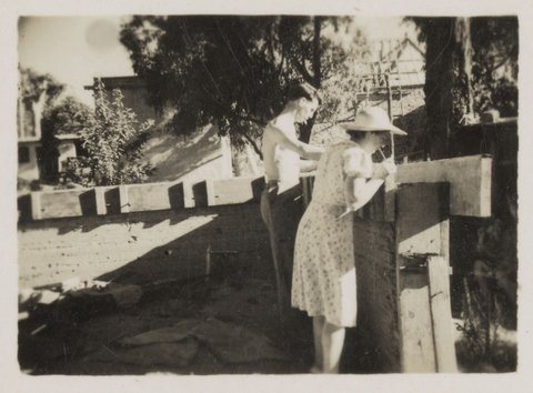 Working on building at Jorgensons, Eltham [Montsalvat], 1939–45