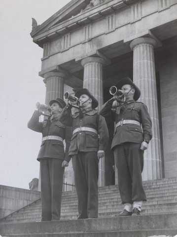 Victory celebrations in Melbourne, c. 1945