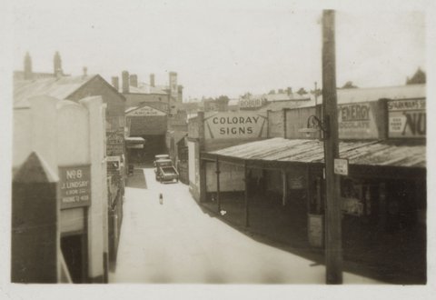 King's Arcade, Armadale, 1939–45