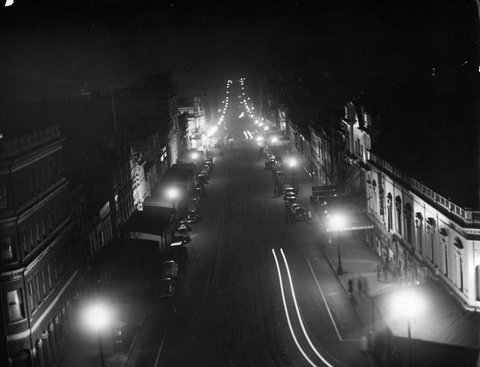 Melbourne blackout taken from roof of Parlt. [i.e. Parliament] House, c. 1941
