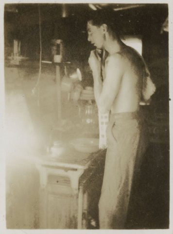 Ian Robertson, Lit. Collins St. 40 [1940]