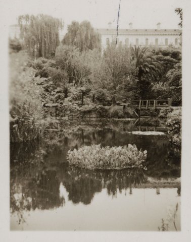 Fitzroy Gardens Melb 1940 Treasury Gardens