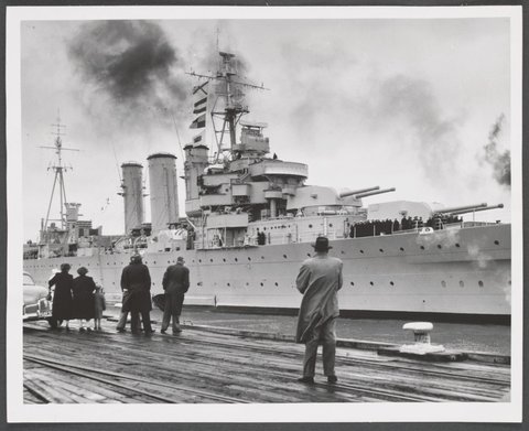 H.M.A.S. Australia leaving Port Melbourne, 1948–54